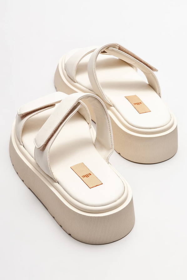 Ekru dolgu topuklu kadın terlik - Elle Shoes