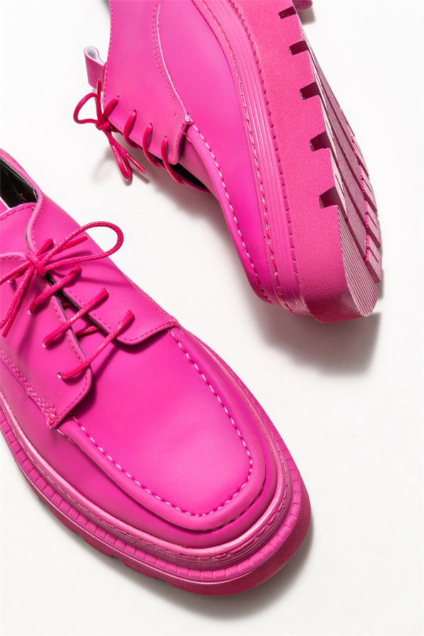 Fuşya kadın günlük ayakkabı, günlük kullanım için - Elle Shoes
