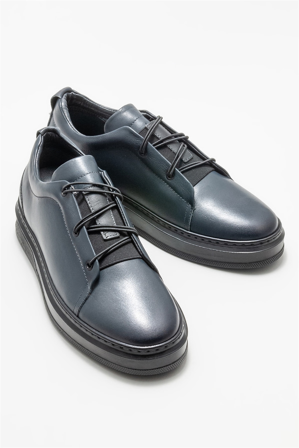 Gri deri erkek günlük ayakkabı, günlük kullanım için - Elle Shoes