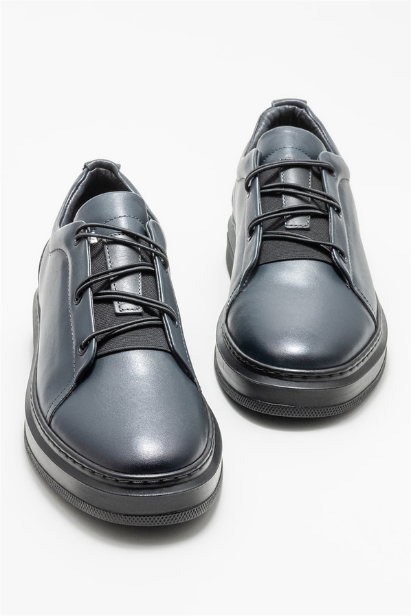 Gri deri erkek günlük ayakkabı, günlük kullanım için - Elle Shoes