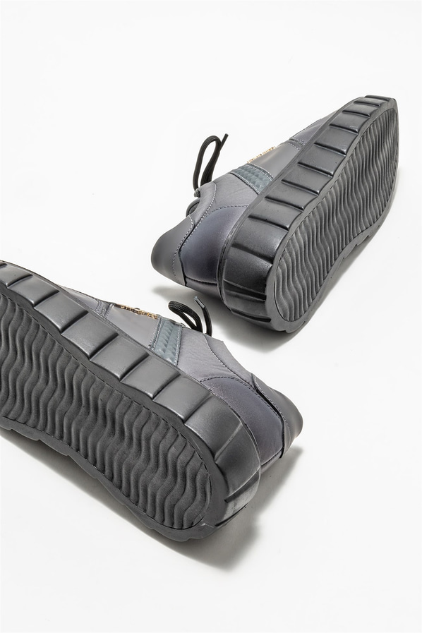 Gri erkek spor ayakkabı - Elle Shoes
