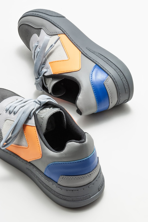 Gri erkek spor ayakkabı - Elle Shoes
