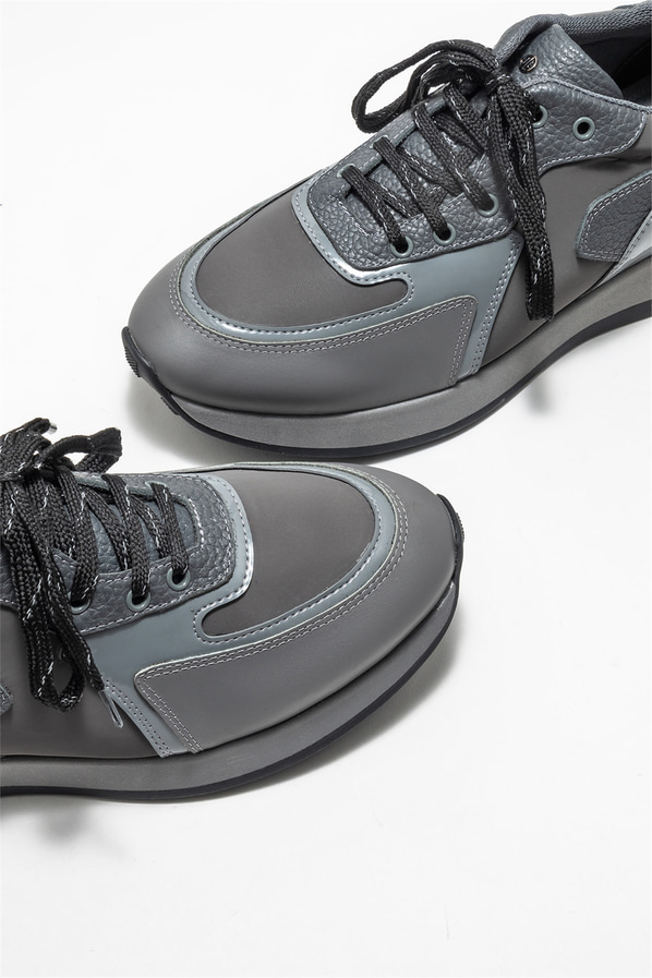 Gri erkek spor ayakkabı - Elle Shoes