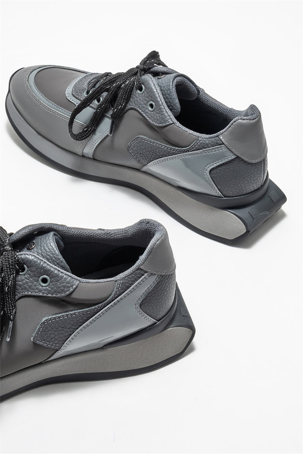 Gri erkek spor ayakkabı - Elle Shoes