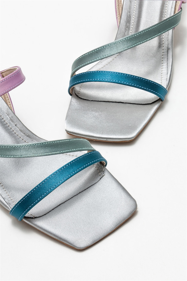 Gri topuklu kadın sandalet - Elle Shoes