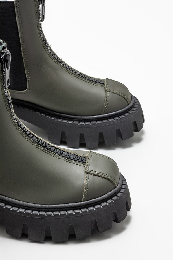 Haki deri düz kadın bot, günlük kullanım için - Elle Shoes