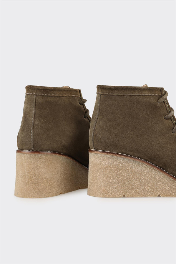 Haki Deri Kadın Klasik Bot