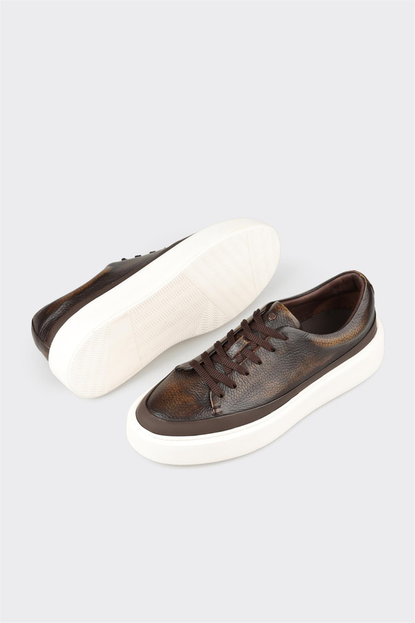 Kahve deri erkek günlük ayakkabı, günlük kullanım için - Elle Shoes