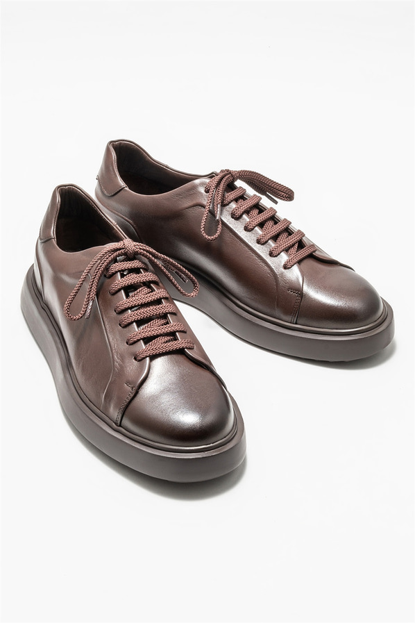 Kahve deri erkek günlük ayakkabı, günlük kullanım için - Elle Shoes