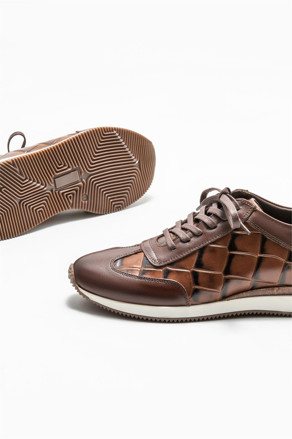 Kahve deri erkek günlük ayakkabı, günlük kullanım için - Elle Shoes