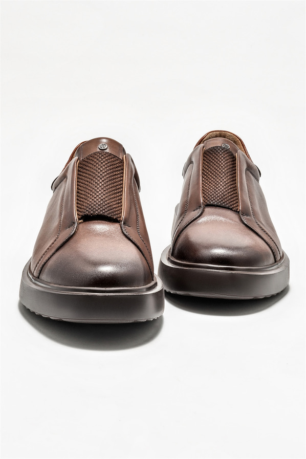 Kahve deri erkek günlük ayakkabı, günlük kullanım için - Elle Shoes