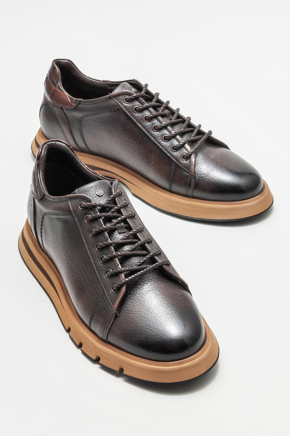 Kahve deri erkek günlük ayakkabı, günlük kullanım için - Elle Shoes