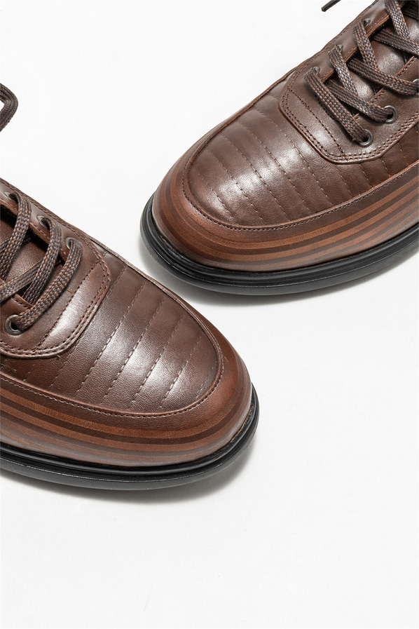 Kahve deri erkek günlük ayakkabı, günlük kullanım için - Elle Shoes