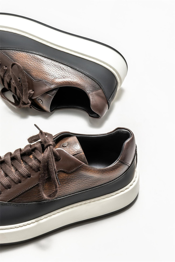 Kahve deri erkek günlük ayakkabı, günlük kullanım için - Elle Shoes