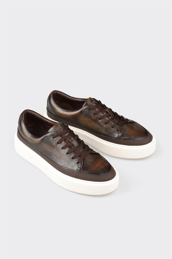 Kahve deri erkek günlük ayakkabı, günlük kullanım için - Elle Shoes