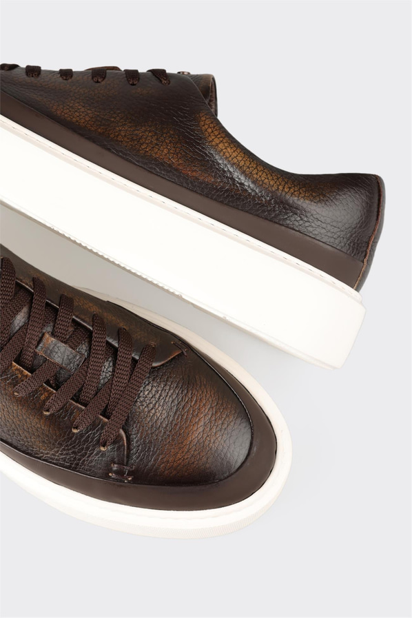 Kahve deri erkek günlük ayakkabı, günlük kullanım için - Elle Shoes