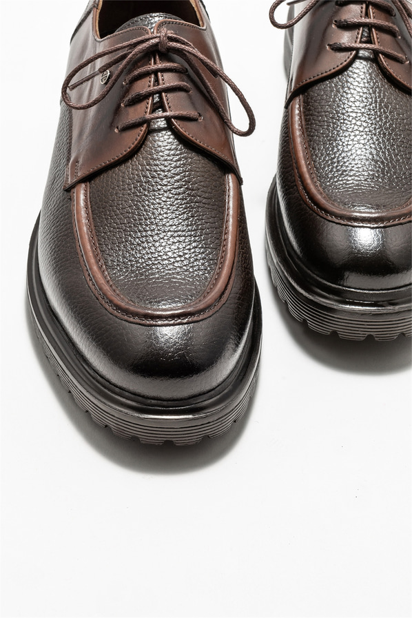 Kahve deri erkek günlük ayakkabı, günlük kullanım için - Elle Shoes