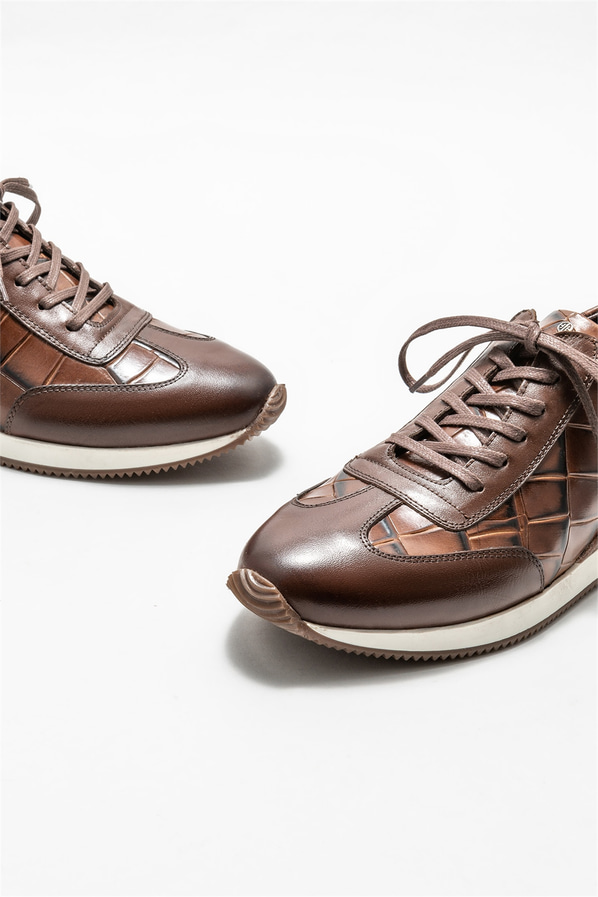 Kahve deri erkek günlük ayakkabı, günlük kullanım için - Elle Shoes