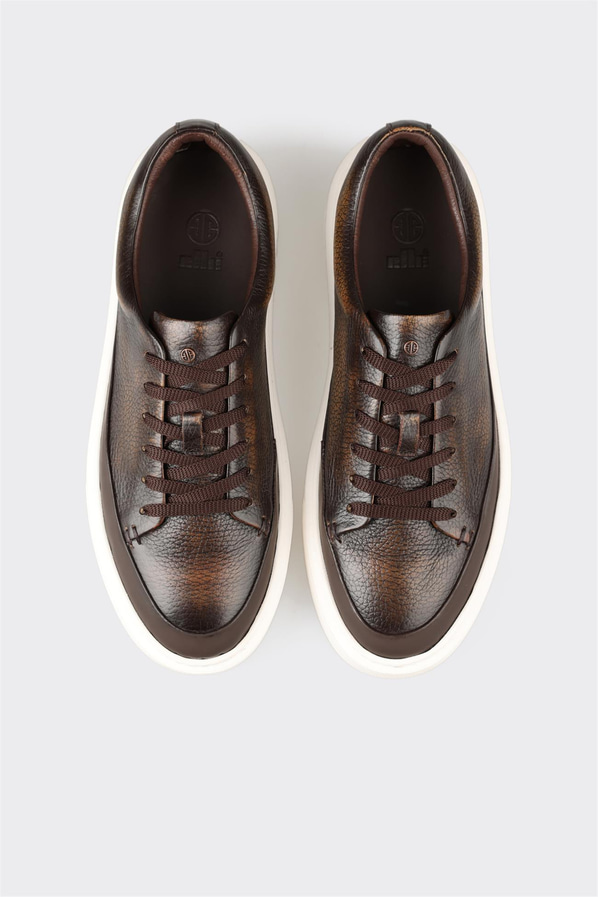 Kahve deri erkek günlük ayakkabı, günlük kullanım için - Elle Shoes