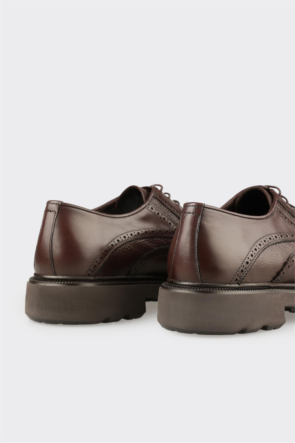 Kahve deri kalın tabanlı erkek günlük ayakkabı, ofis stili için - Elle Shoes