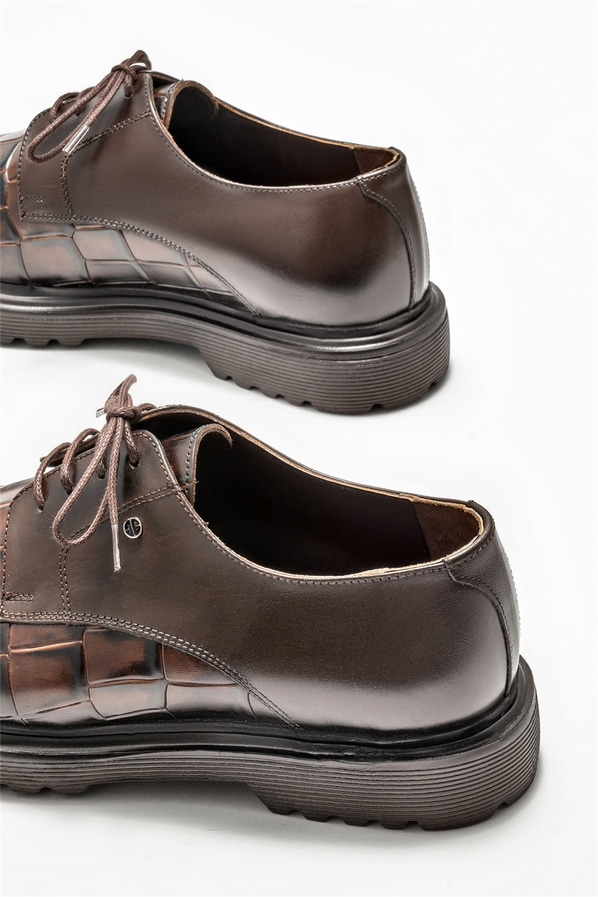 Kahve deri erkek günlük ayakkabı, günlük kullanım için - Elle Shoes