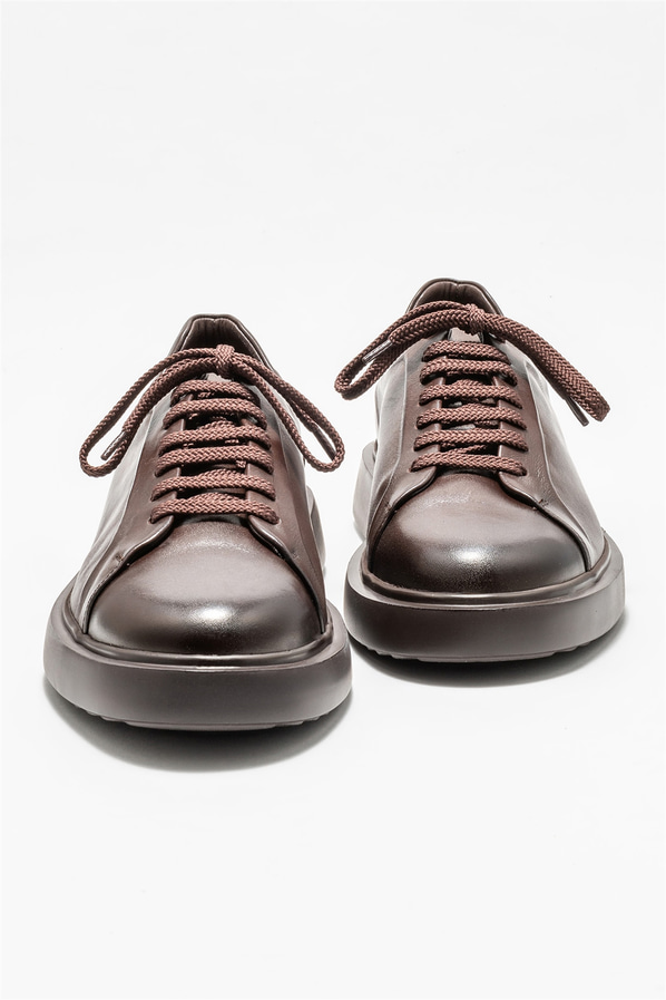 Kahve deri erkek günlük ayakkabı, günlük kullanım için - Elle Shoes