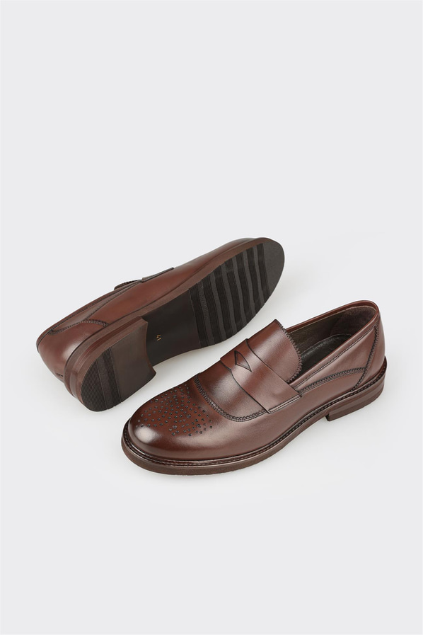 Kahve deri erkek loafer, klasik stil için - Elle Shoes