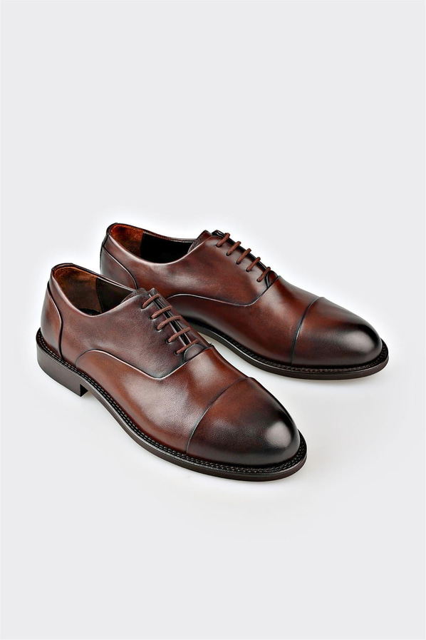 Kahve deri erkek klasik ayakkabı, ofis stili için - Elle Shoes
