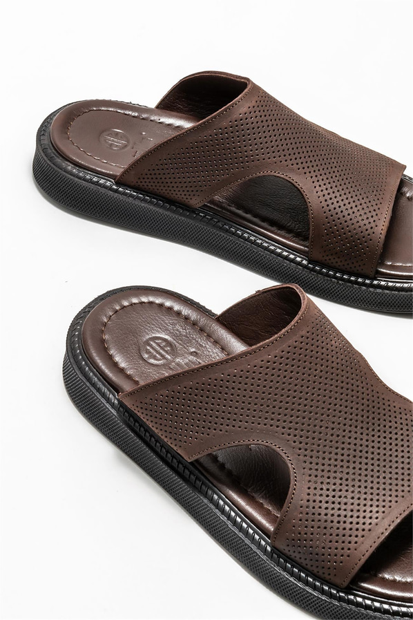 Kahve deri erkek terlik - Elle Shoes