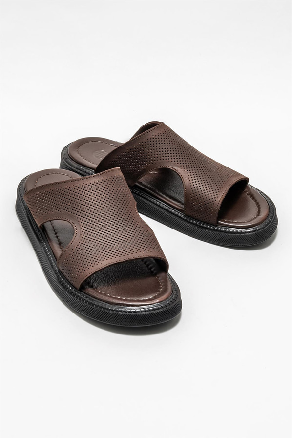 Kahve deri erkek terlik - Elle Shoes
