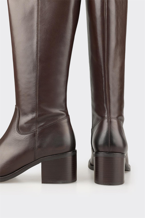 Kahve Deri Kadın Çizme