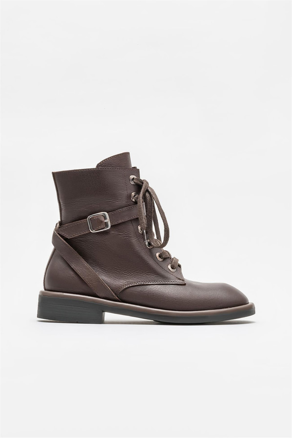 Kahve deri düz kadın bot - Elle Shoes