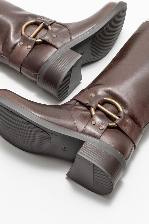 Kahve deri düz kadın çizme - Elle Shoes