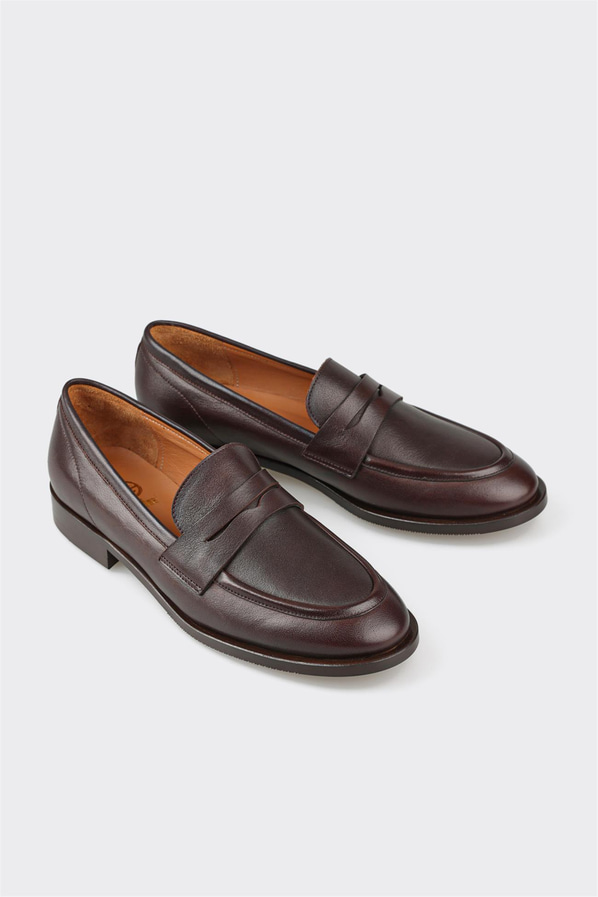 Kahve deri kadın loafer, günlük kullanım için - Elle Shoes