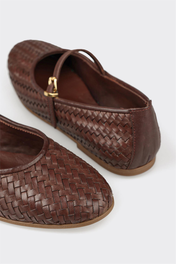 Kahve deri kadın babet, günlük kullanım için - Elle Shoes