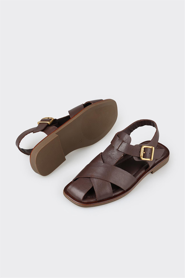 Kahve deri kadın düz sandalet, günlük kullanım için - Elle Shoes