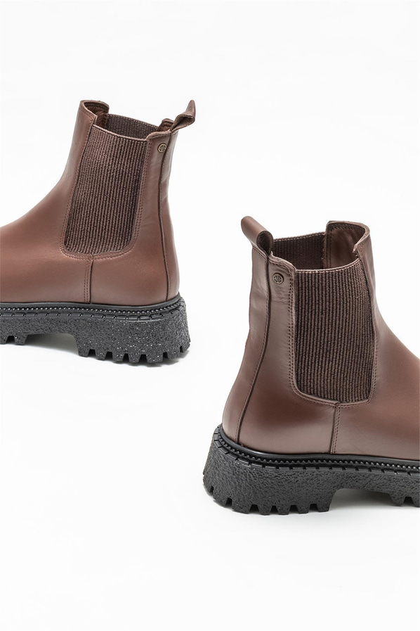 Kahve Deri Kadın Günlük Bot