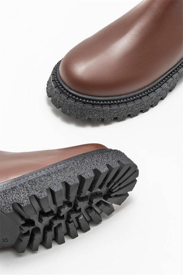 Kahve Deri Kadın Günlük Bot