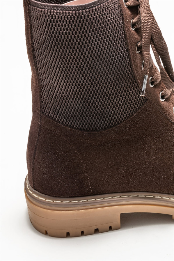 Kahve deri kadın bot, günlük kullanım için - Elle Shoes