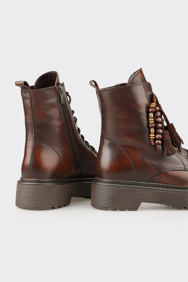 Kahve Deri Kadın Günlük Bot