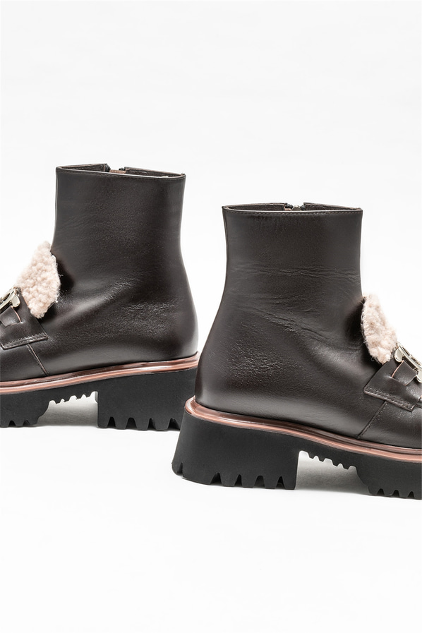 Kahve deri kadın bot, günlük kullanım için - Elle Shoes