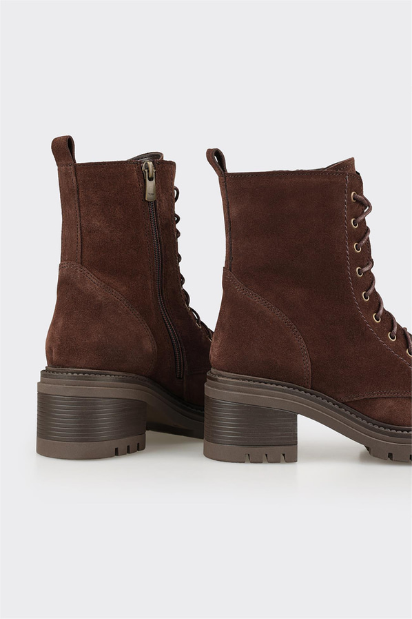 Kahve Deri Kadın Günlük Bot