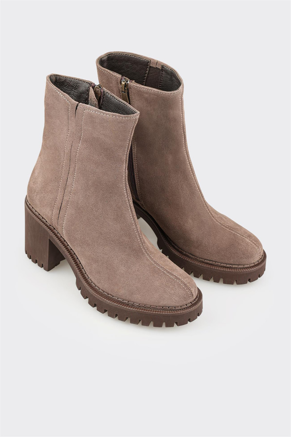 Kahve Deri Kadın Günlük Bot