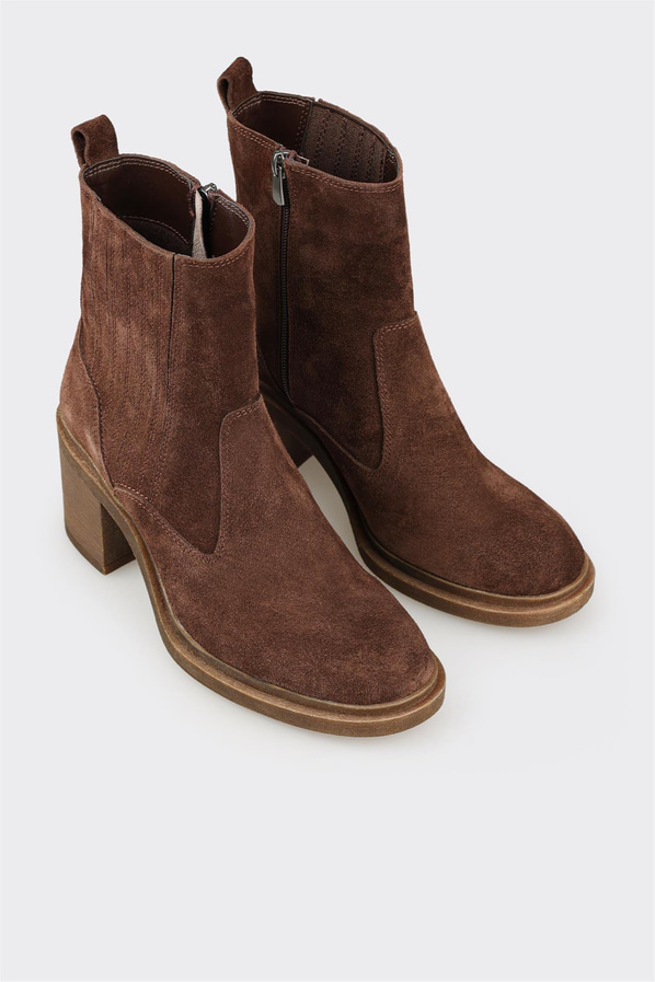 Kahve Deri Kadın Günlük Bot