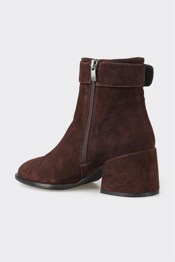 Kahve deri kadın bot, günlük kullanım için - Elle Shoes