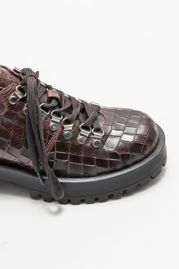 Kahve deri düz kadın ayakkabı, günlük kullanım için - Elle Shoes