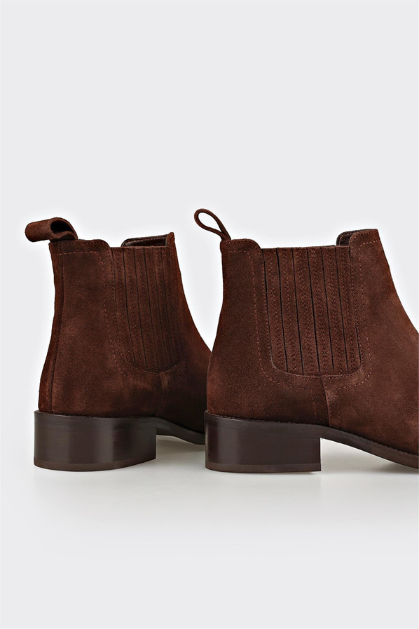 Kahve deri simli kadın klasik bot, ofis stili için - Elle Shoes