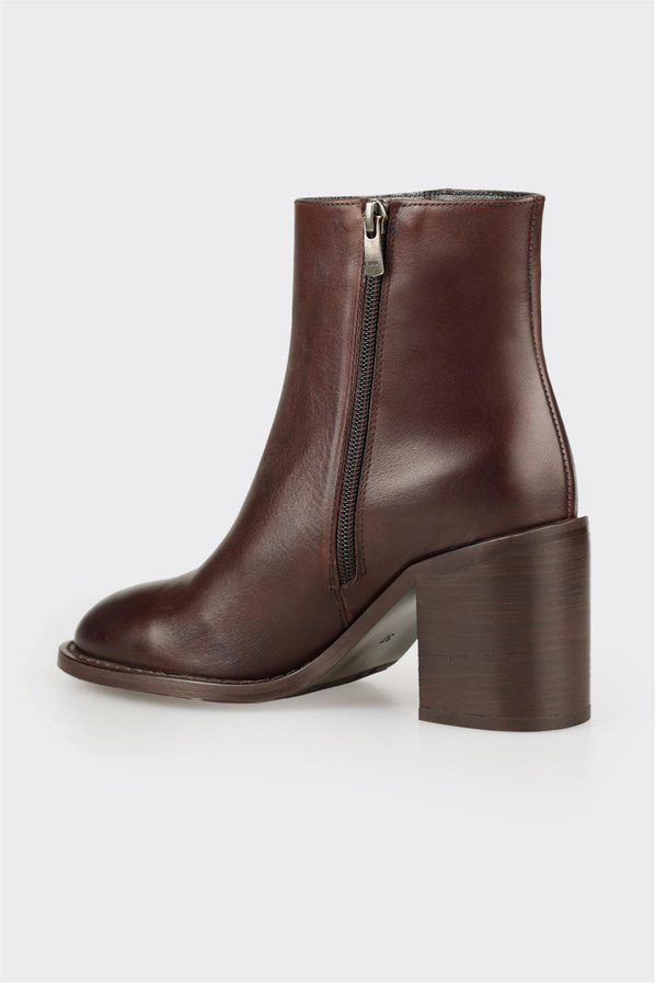 Kahve Deri Kadın Klasik Bot