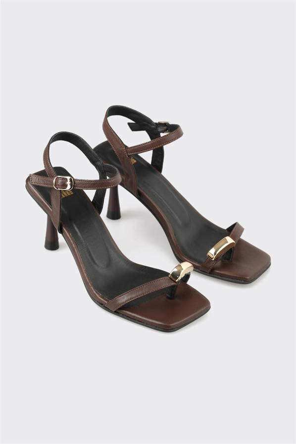 Kahve deri topuklu kadın sandalet - Elle Shoes