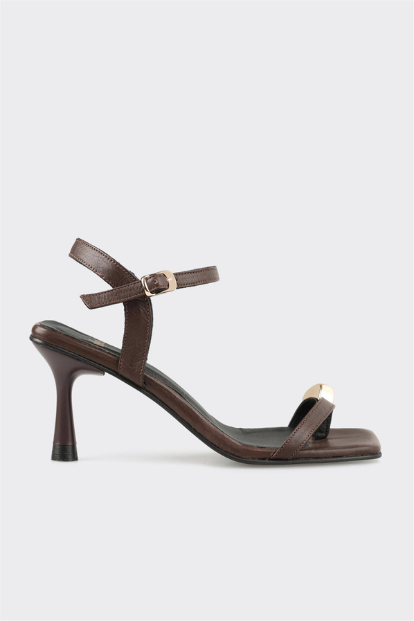 Kahve deri topuklu kadın sandalet - Elle Shoes